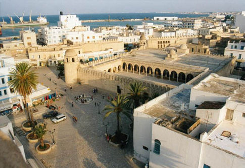Порт Эль Кантави Тунис